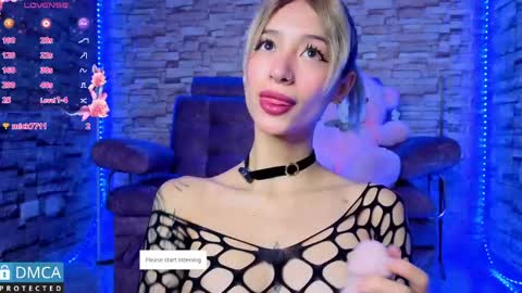  online show from May 15, 7:21 pm