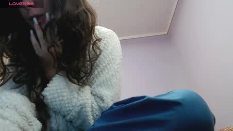 bellaqueen0701 online show from September 22, 4:03 am