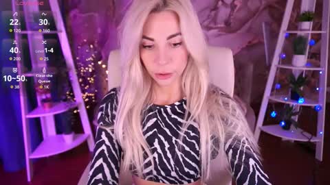 Snapshot of bellarayyy chatting on January 6, 9:29 pm Bella online show from January 6, 9:29 pm