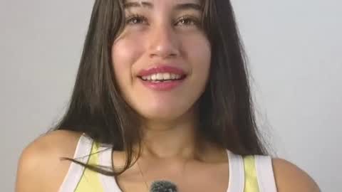 Bella online show from July 10, 2:52 pm