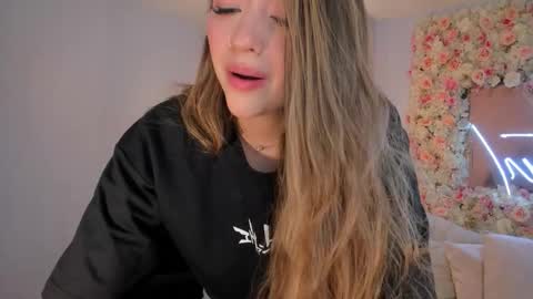  Bella Rose  online show from February 7, 6:39 am