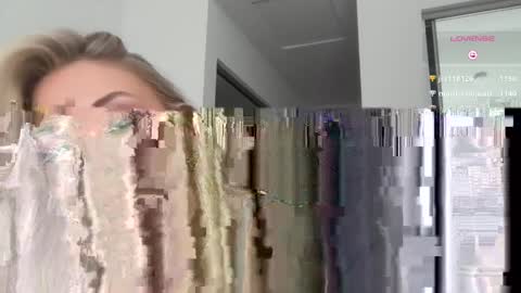 Isabella Ryder online show from May 12, 8:17 pm