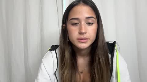 Snapshot of bellashoreeee chatting on September 27, 8:14 pm bellashoreeee online show from September 27, 8:14 pm