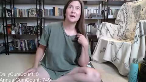 Snapshot of bellastrange69 chatting on July 23, 1:41 am BellaStrange69 online show from July 23, 1:41 am
