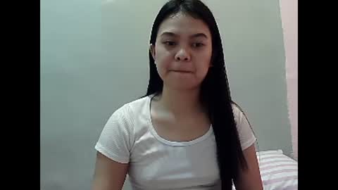 Snapshot of belle_ph chatting on December 8, 10:30 am Belle online show from December 8, 10:30 am