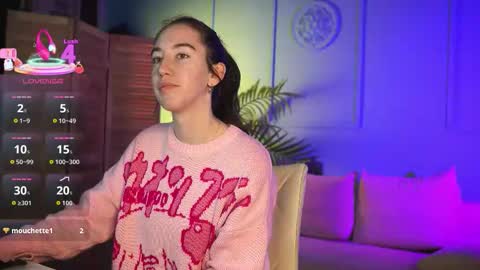 Bella online show from September 29, 3:39 pm