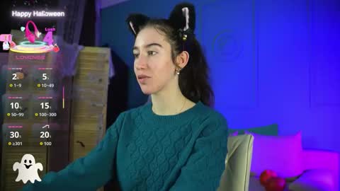 Bella online show from October 31, 3:57 pm