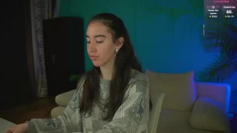 Bella online show from May 18, 2:34 pm