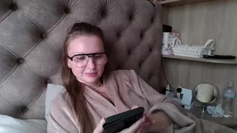 Amelia online show from September 26, 11:47 am