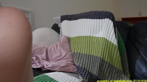 Snapshot of bellebabyboo chatting on January 17, 7:30 am BELLE   online show from January 17, 7:30 am