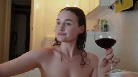 Snapshot of bellebabyboo chatting on September 14, 10:58 am BELLE   online show from September 14, 10:58 am