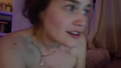 Snapshot of bellebabyboo chatting on September 26, 3:27 pm BELLE   online show from September 26, 3:27 pm