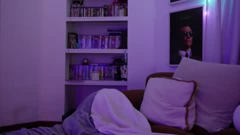 BELLE   online show from December 5, 2:36 pm