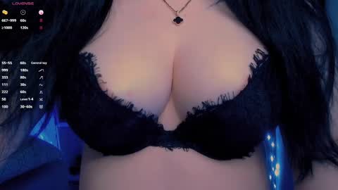 Hello I am kind friendly and cute girl online show from May 6, 8:03 pm
