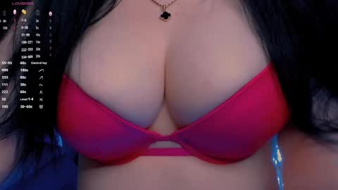 Hello I am kind friendly and cute girl online show from May 14, 10:05 pm