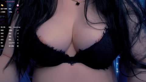 Hello I am kind friendly and cute girl online show from May 22, 10:48 pm