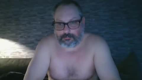 Snapshot of bellequeue19758 chatting on March 9, 11:03 am bellequeue19758 online show from March 9, 11:03 am
