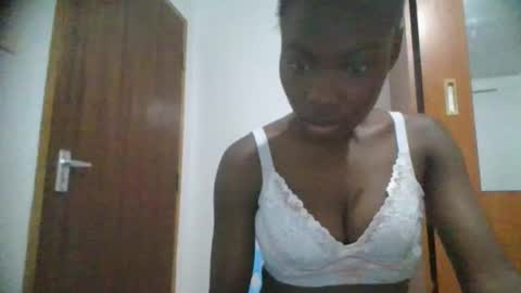 Snapshot of beller_anner chatting on September 23, 8:12 pm beller_anner online show from September 23, 8:12 pm