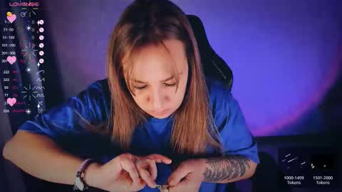 Your Annabelle Wolf  online show from October 21, 7:58 pm