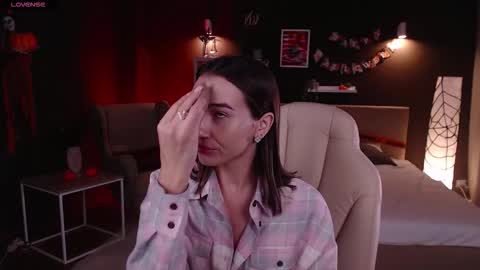 Bella online show from October 23, 1:05 am