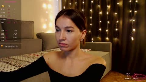 Snapshot of bellla_haddid chatting on May 6, 3:24 am Bella online show from May 6, 3:24 am
