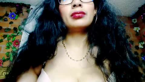 Snapshot of belly_silky chatting on January 3, 9:58 am Belly online show from January 3, 9:58 am