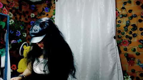 Snapshot of belly_silky chatting on January 5, 8:11 am Belly online show from January 5, 8:11 am