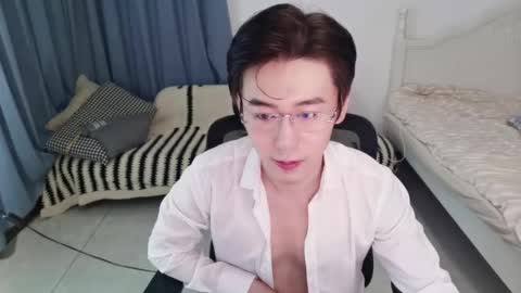 Snapshot of ben705676 chatting on September 21, 2:40 pm Ben online show from September 21, 2:40 pm