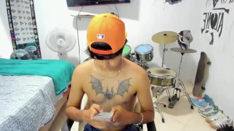 Snapshot of ben_falcon chatting on February 21, 8:16 pm Ben online show from February 21, 8:16 pm