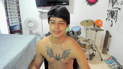 Snapshot of ben_falcon chatting on February 27, 8:20 pm Ben online show from February 27, 8:20 pm
