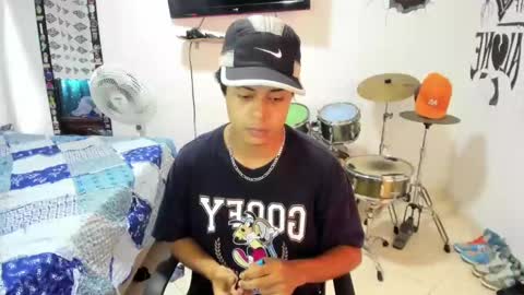 Snapshot of ben_falcon chatting on March 11, 12:50 pm Ben online show from March 11, 12:50 pm
