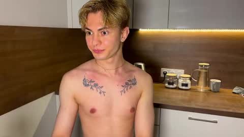 ben_harmon online show from May 11, 8:28 pm