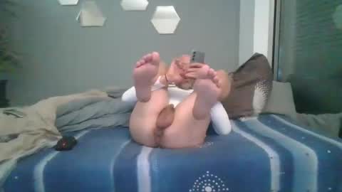 benbare13 online show from February 5, 10:01 pm