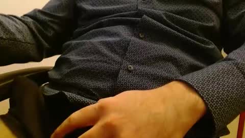 Snapshot of benben0310 chatting on December 7, 4:03 pm benben0310 online show from December 7, 4:03 pm