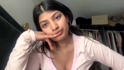 bengalibaddie7_x online show from May 18, 8:36 pm