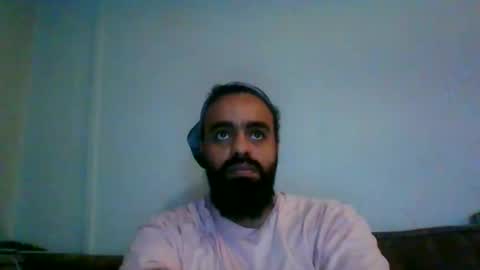 Snapshot of bengel_mozam chatting on January 28, 11:17 pm kevin online show from January 28, 11:17 pm