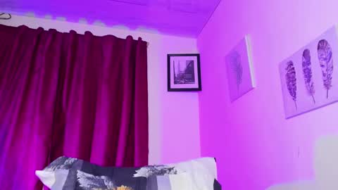 Snapshot of benjamin_fiore chatting on January 15, 6:12 am benjamin_fiore online show from January 15, 6:12 am