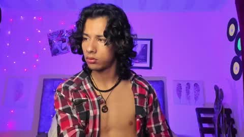 Snapshot of benjamin_fiore chatting on March 12, 2:30 am benjamin_fiore online show from March 12, 2:30 am