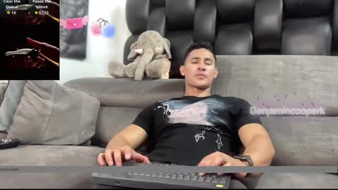 benjamincooperk online show from November 15, 7:05 am