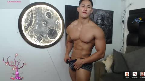 benjamincooperk online show from May 2, 10:26 pm