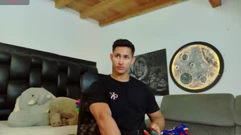 benjamincooperk online show from June 24, 7:29 am
