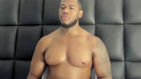 Snapshot of benjaminsr chatting on March 9, 10:08 am BEJAMIN online show from March 9, 10:08 am