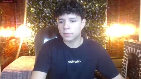 Snapshot of benjamintwink1 chatting on December 29, 10:47 pm BENJAMIN online show from December 29, 10:47 pm