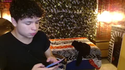 Snapshot of benjamintwink1 chatting on January 11, 12:01 am BENJAMIN online show from January 11, 12:01 am