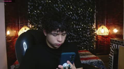 Snapshot of benjamintwink1 chatting on January 16, 10:44 pm BENJAMIN online show from January 16, 10:44 pm