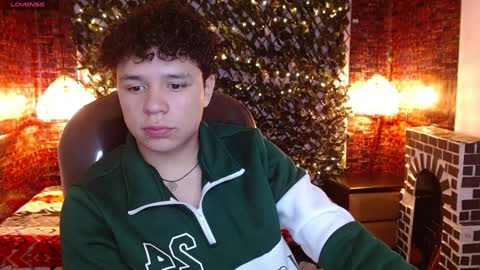 Snapshot of benjamintwink1 chatting on January 22, 7:45 pm BENJAMIN online show from January 22, 7:45 pm