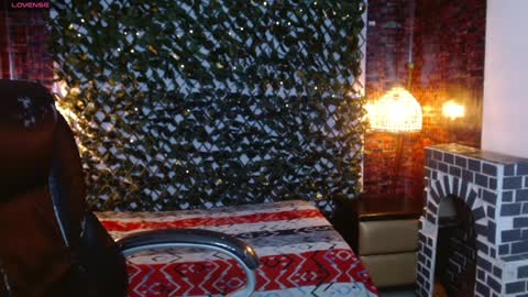 Snapshot of benjamintwink1 chatting on February 6, 7:40 pm BENJAMIN online show from February 6, 7:40 pm