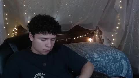 Snapshot of benjamintwink1 chatting on February 15, 8:33 pm BENJAMIN online show from February 15, 8:33 pm