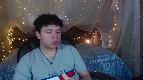 Snapshot of benjamintwink1 chatting on February 16, 7:49 pm BENJAMIN online show from February 16, 7:49 pm