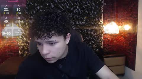 Snapshot of benjamintwink1 chatting on February 21, 9:00 pm BENJAMIN online show from February 21, 9:00 pm